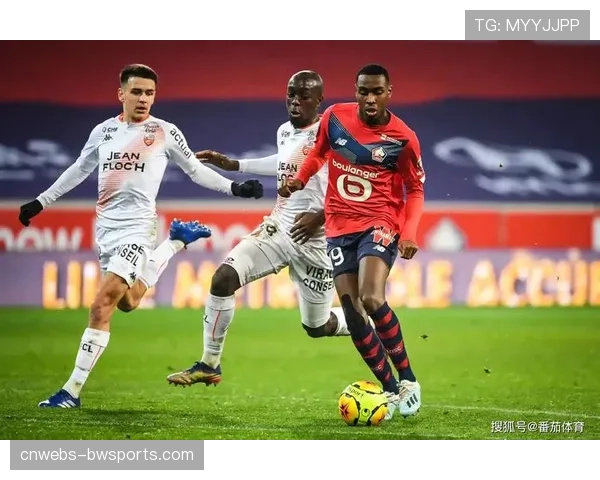 里尔客场7-1大胜洛里昂,帕尔多哈姆扎双响佩罗贡献助攻 里尔客场7-1大胜洛里昂,帕尔多哈姆扎双响佩罗贡献助攻