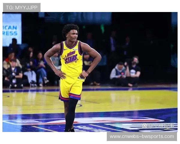 阿门-汤普森准三双数据，火箭年轻阵容成长迈步